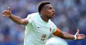 kylian-mbappe_1ueaaonaaoqur15j6xjtua537r